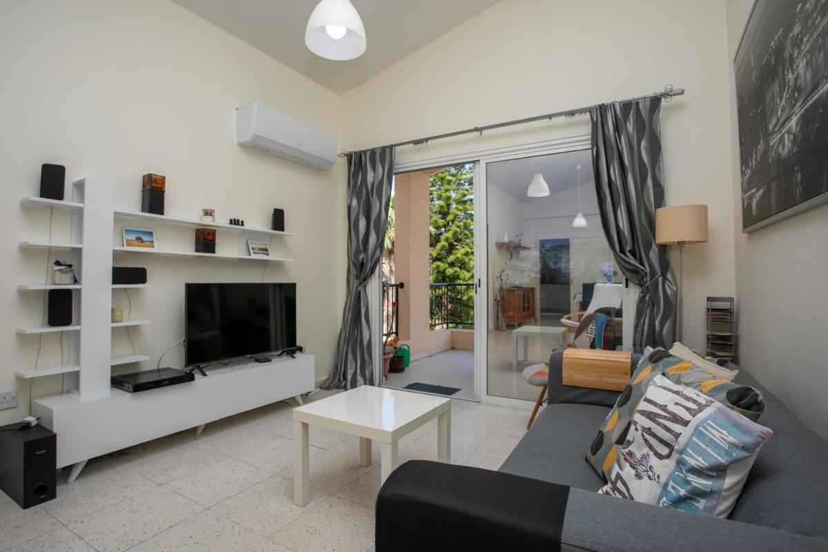 The Marilouize Apartment Pegeia Exterior foto