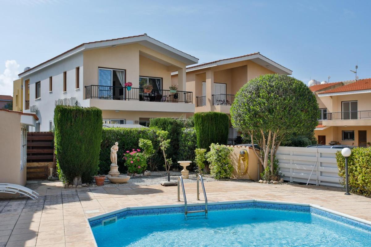 The Marilouize Apartment Pegeia Exterior foto