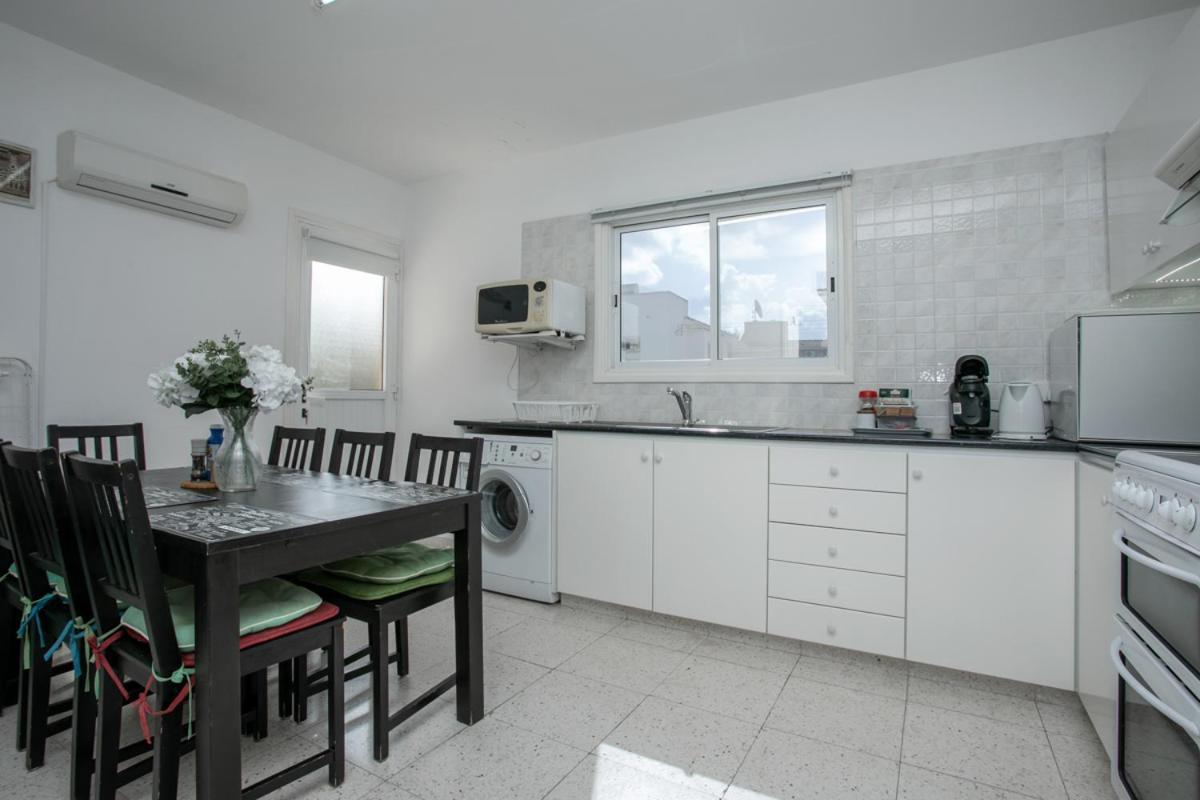 The Marilouize Apartment Pegeia Exterior foto