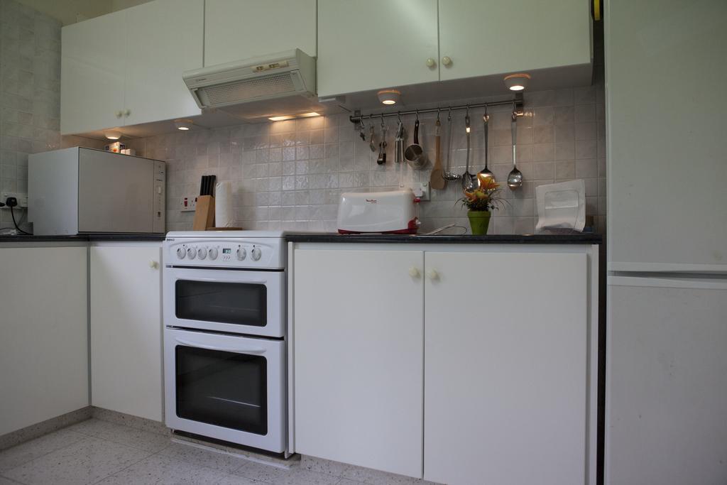 The Marilouize Apartment Pegeia Quarto foto