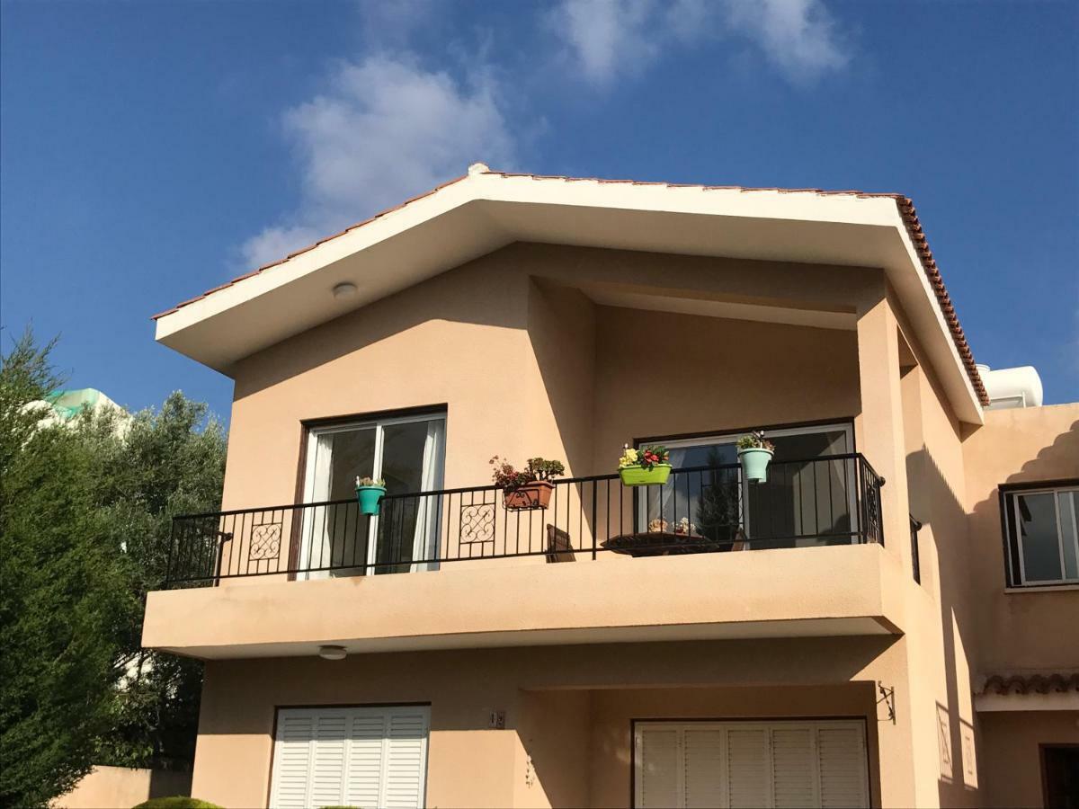 The Marilouize Apartment Pegeia Exterior foto